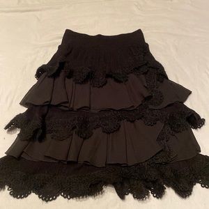 Knitted & knotted skirt black lace flirty size M